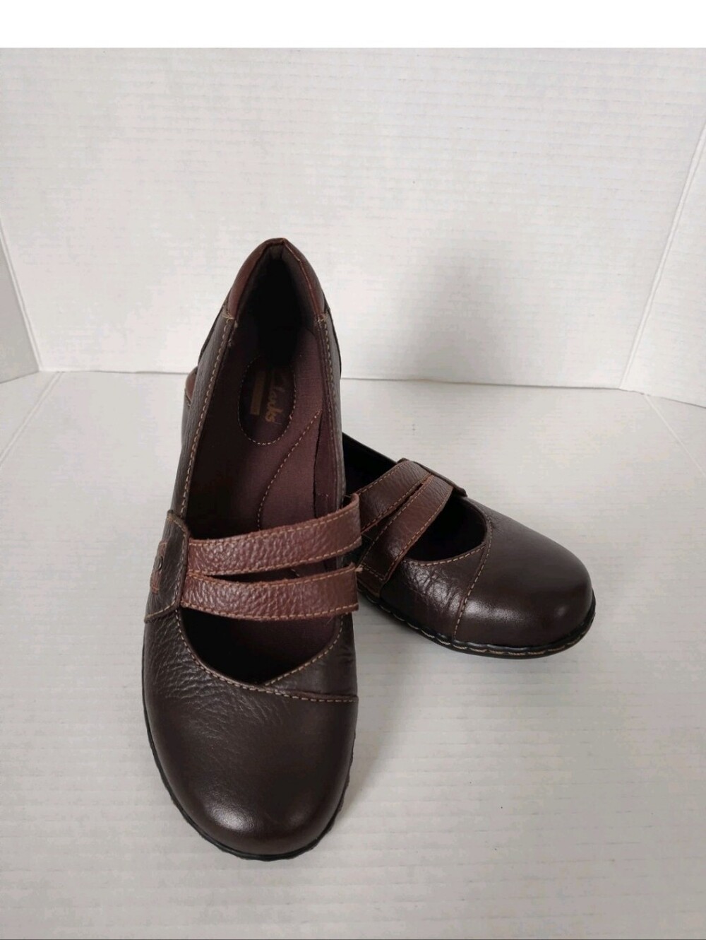 Clarks Ashland Twist Brown Leather Mary Jane Shoes Women's size 8 Slip on